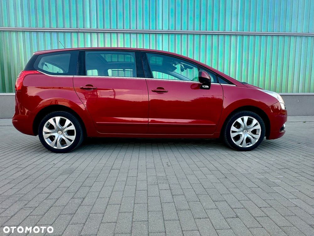 Peugeot 5008 1.6 Premium - 3