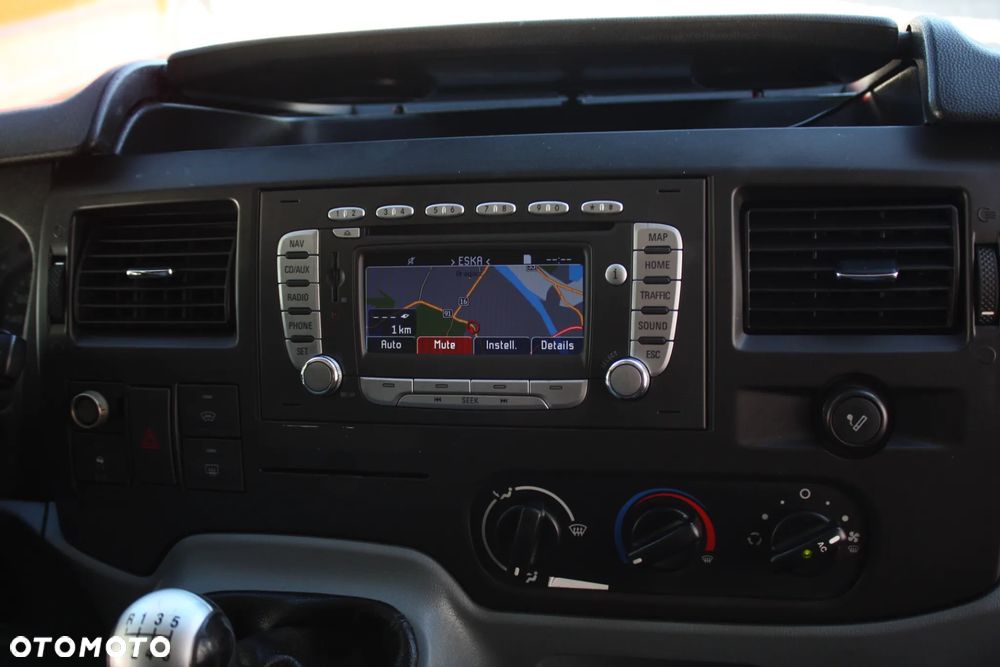 Ford Transit - 9