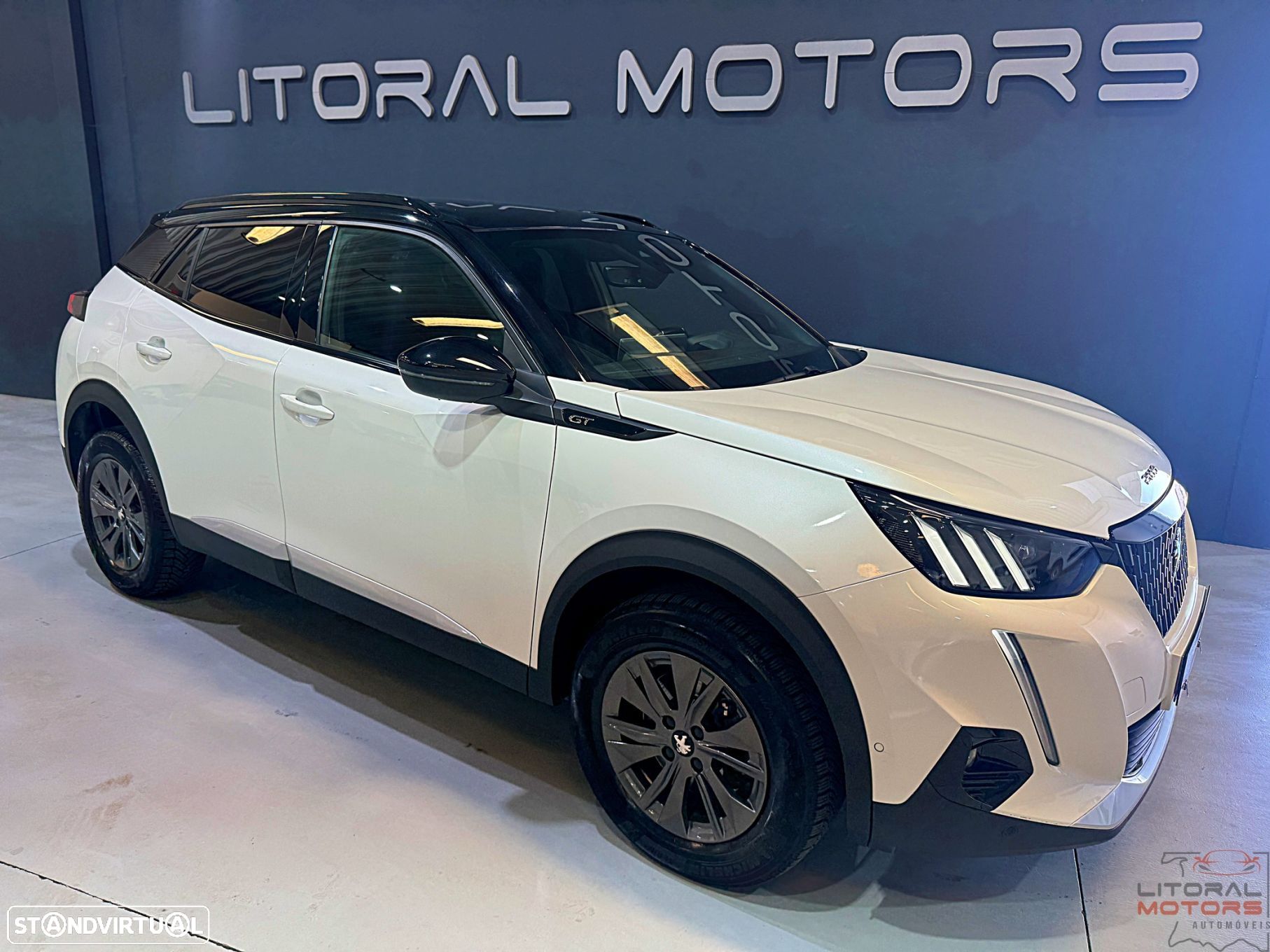Peugeot 2008 PureTech 155 EAT8 GT - 1