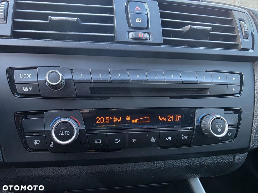 BMW Seria 1 118d DPF Edition Lifestyle - 17