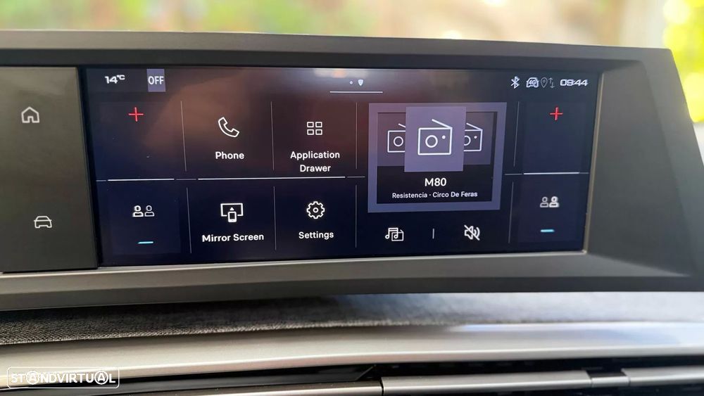 Peugeot 5008 1.2 Hybrid Allure e-DCS6 - 23