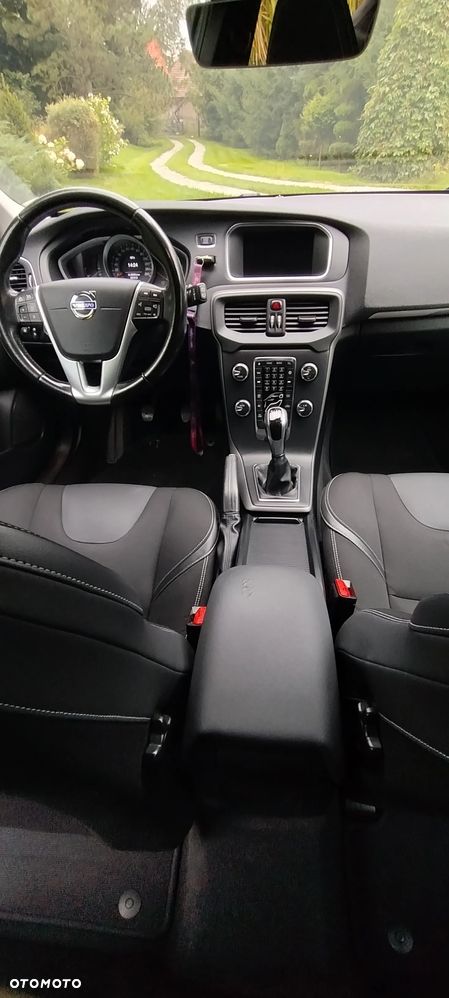 Volvo V40 - 10