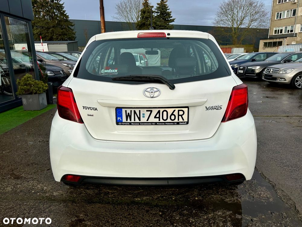 Toyota Yaris 1.0 Active EU6 - 9