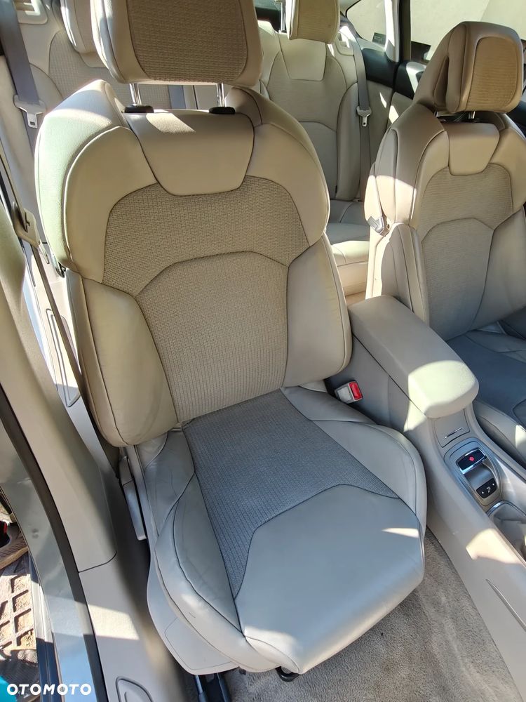 Citroën C5 2.0 HDi Confort - 16