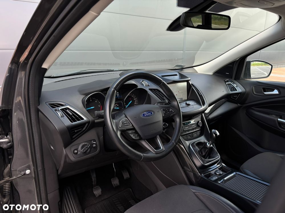 Ford Kuga 2.0 TDCi AWD Titanium - 33
