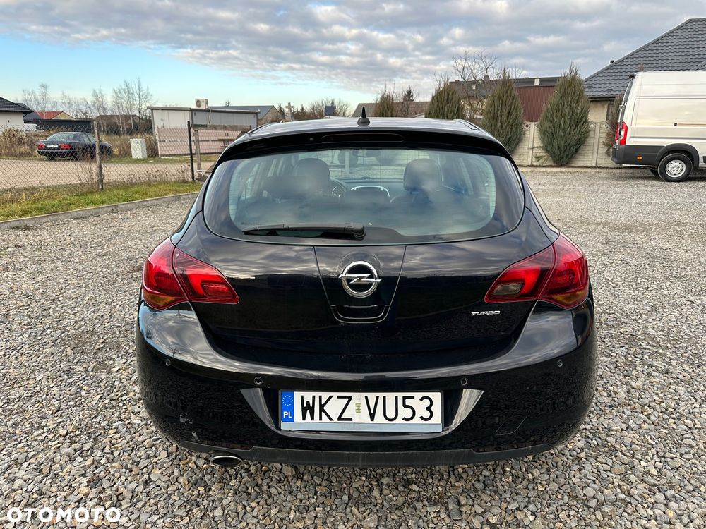 Opel Astra 1.6 T Cosmo - 5