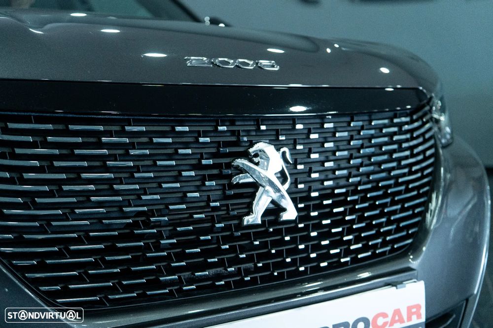 Peugeot 2008 1.2 PureTech Allure Pack - 4