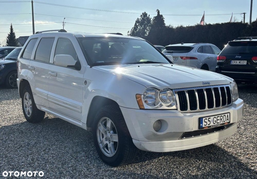 Jeep Grand Cherokee - 9