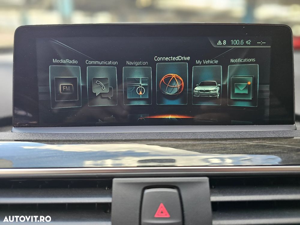 BMW Seria 3 330e iPerformance Luxury Line - 28