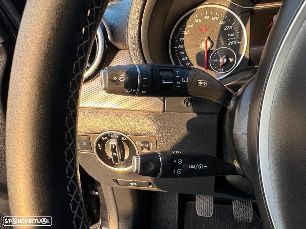 Mercedes-Benz B 180 d Urban - 19