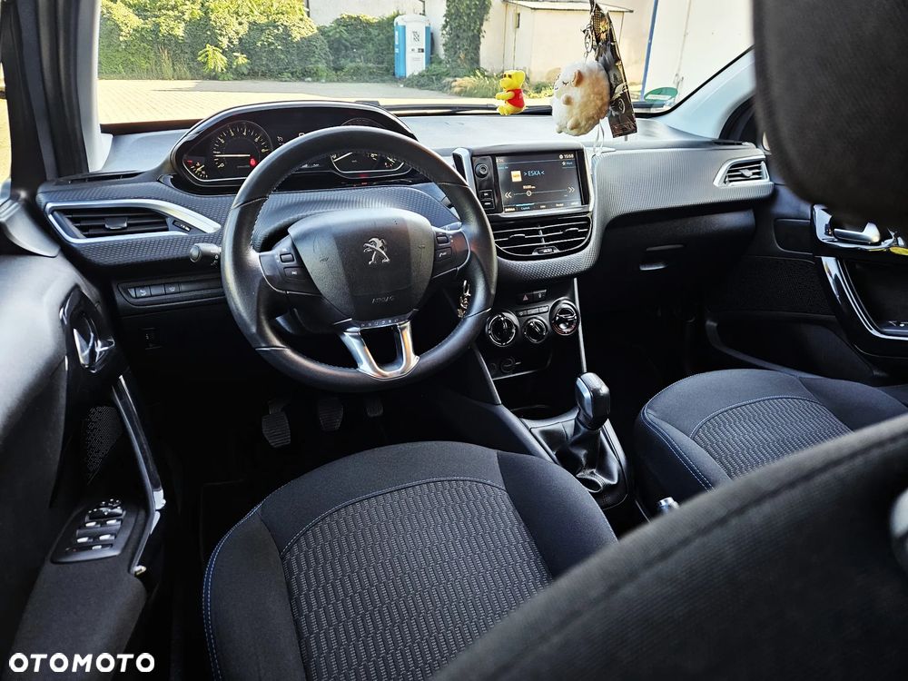 Peugeot 208 PureTech 82 Start & Stop Style - 6