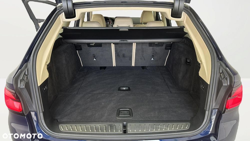 BMW Seria 5 520i mHEV sport - 18