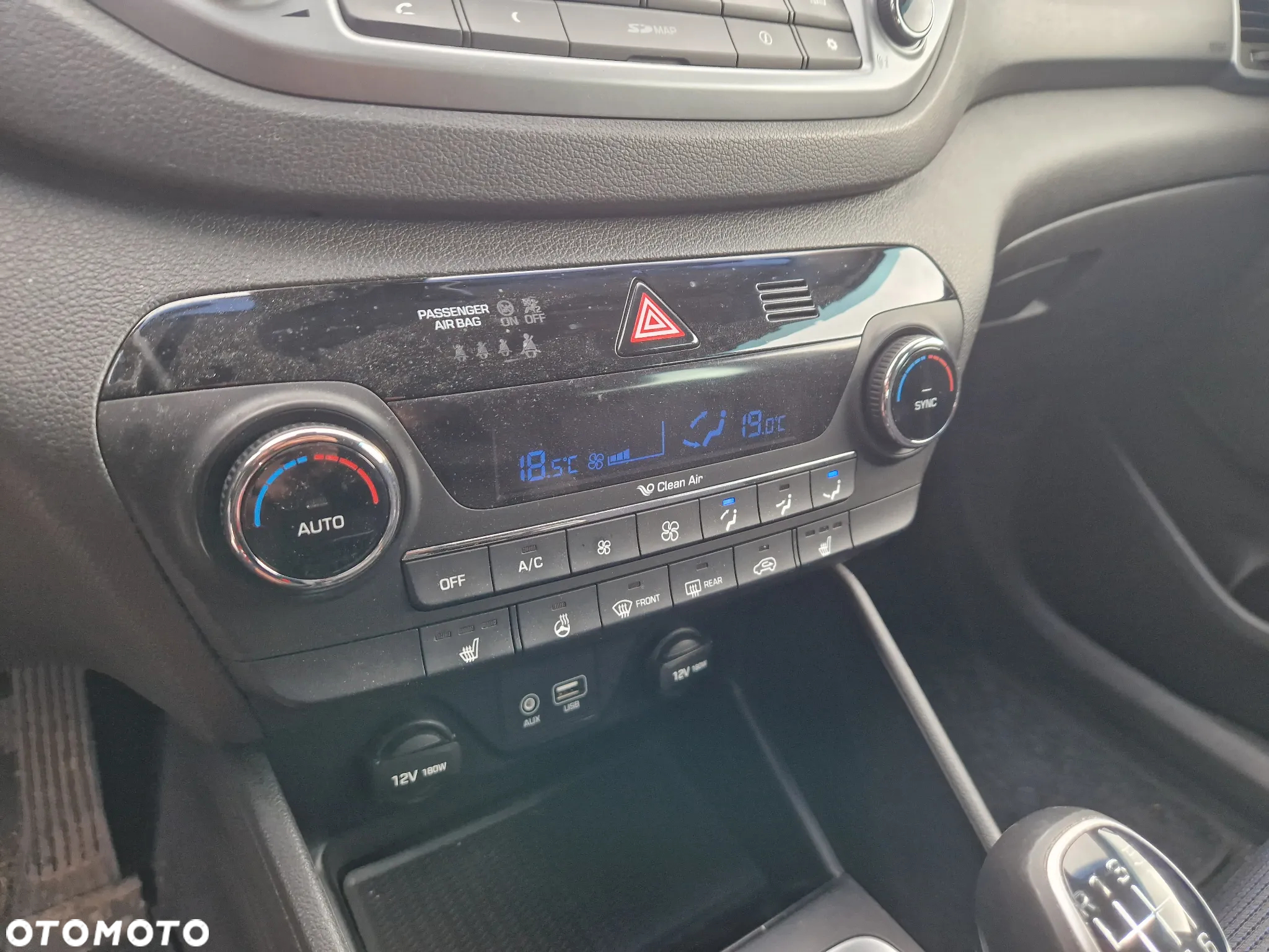 Hyundai Tucson 1.7 CRDI BlueDrive Style 2WD - 12