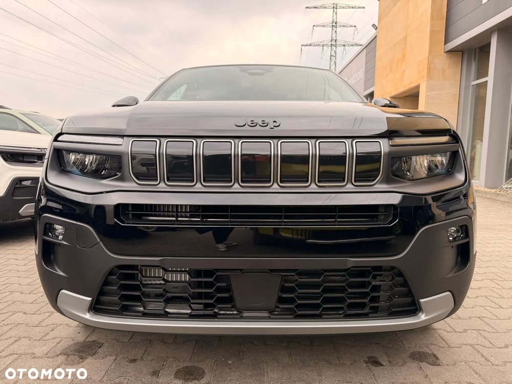 Jeep Avenger 1.2 T3 mHEV Black Edition FWD eDCT6 - 3