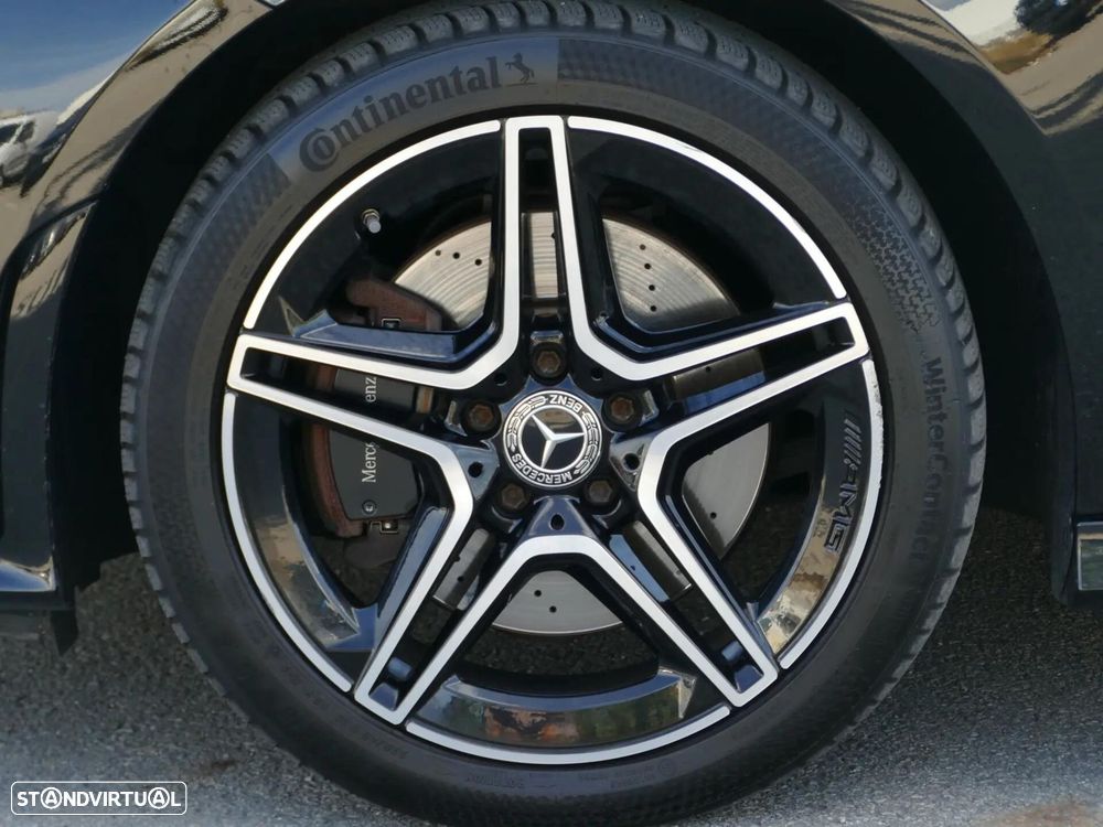 Mercedes-Benz CLA 250 e Shooting Brake AMG Line - 9