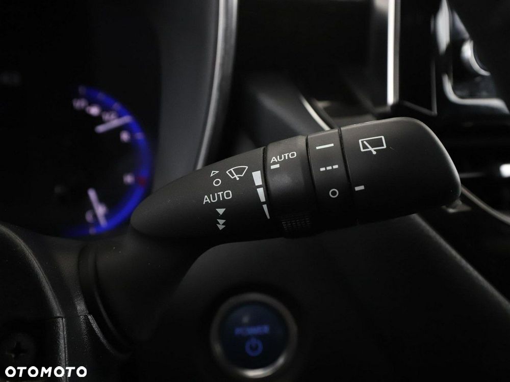 Toyota Corolla 1.8 Hybrid Comfort - 33