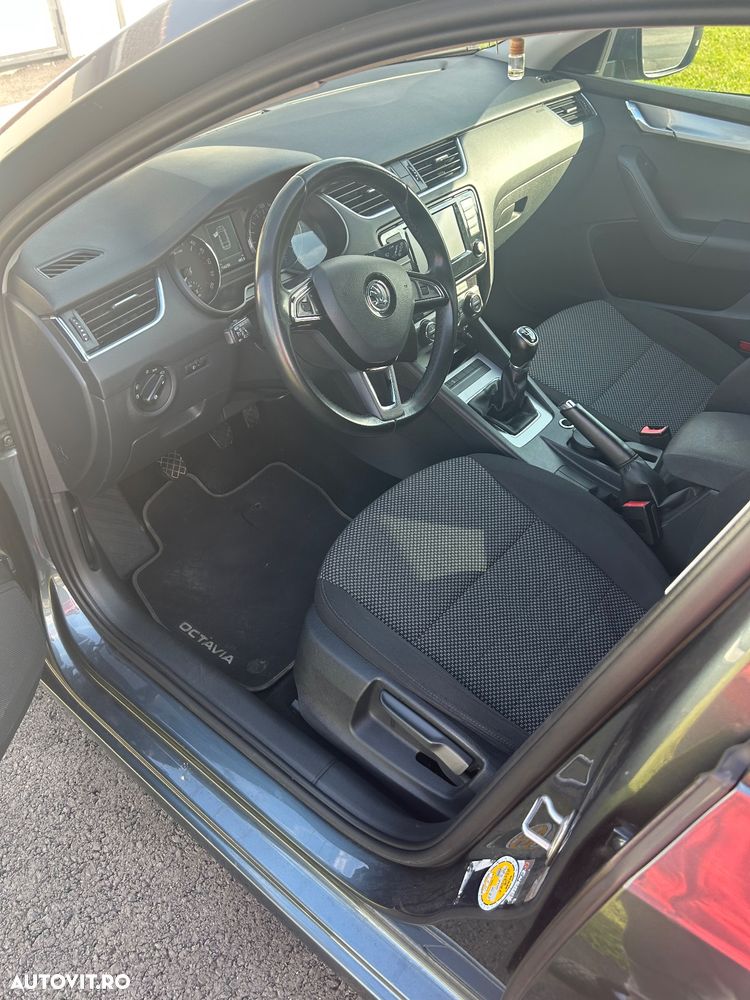 Skoda Octavia 1.6 TDI (Green tec) Active - 5