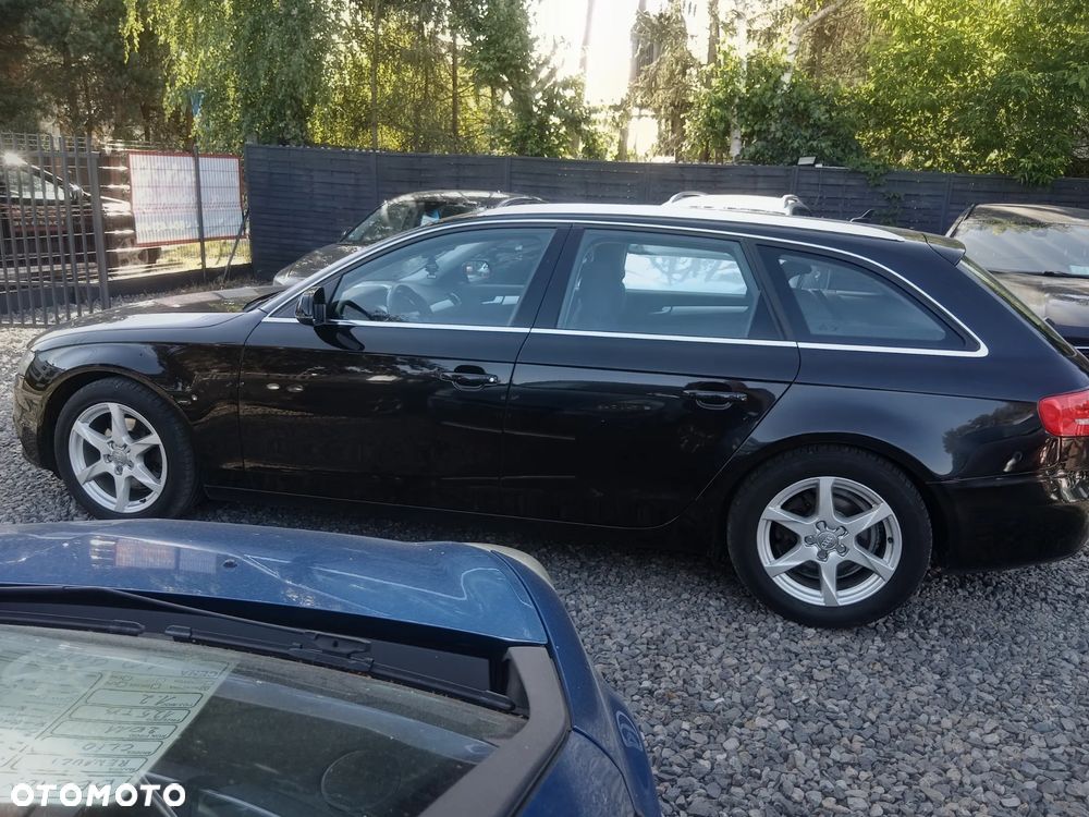Audi A4 Avant - 11