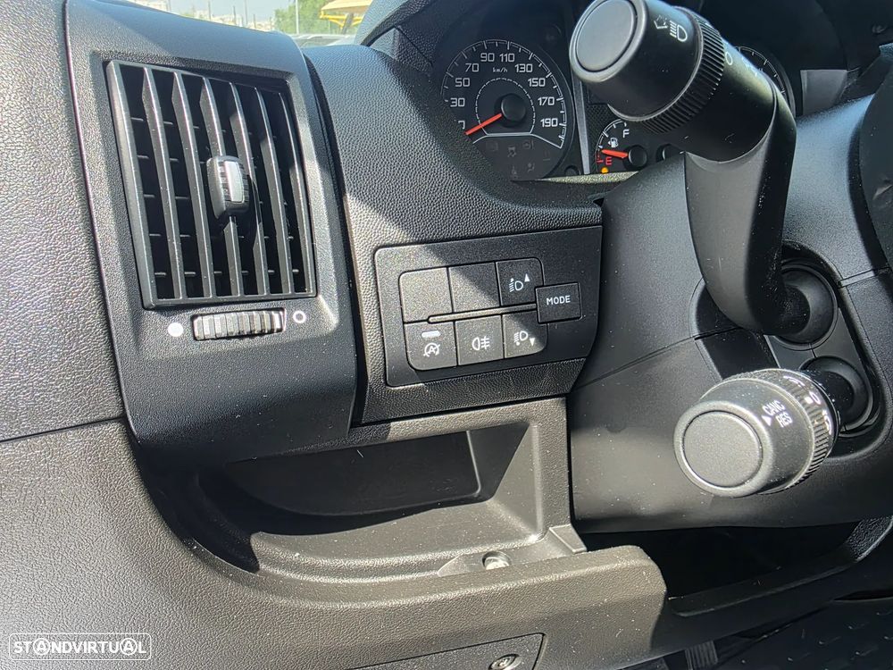 Citroën Jumper 2.2 BlueHDi 35 L3 CD - 17