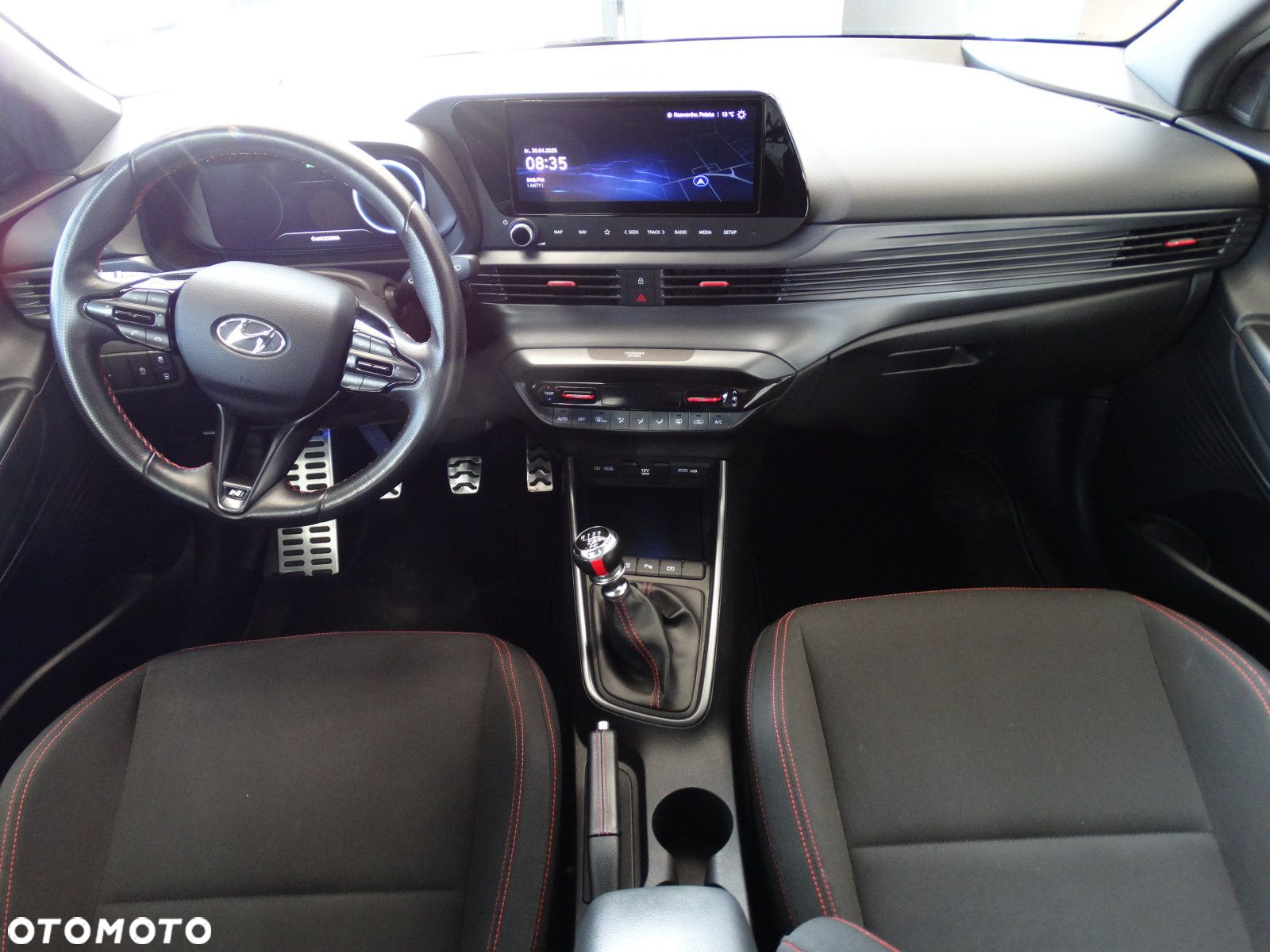 Hyundai i20 - 16