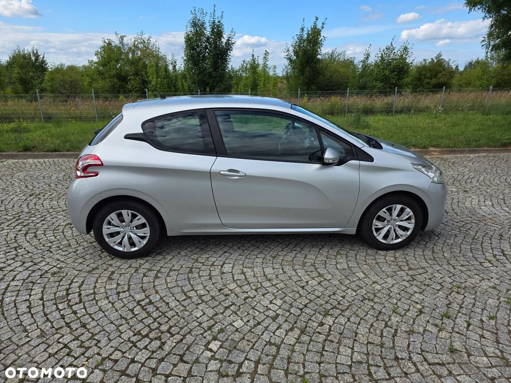 Peugeot 208 PureTech 82 Start & Stop Active - 10
