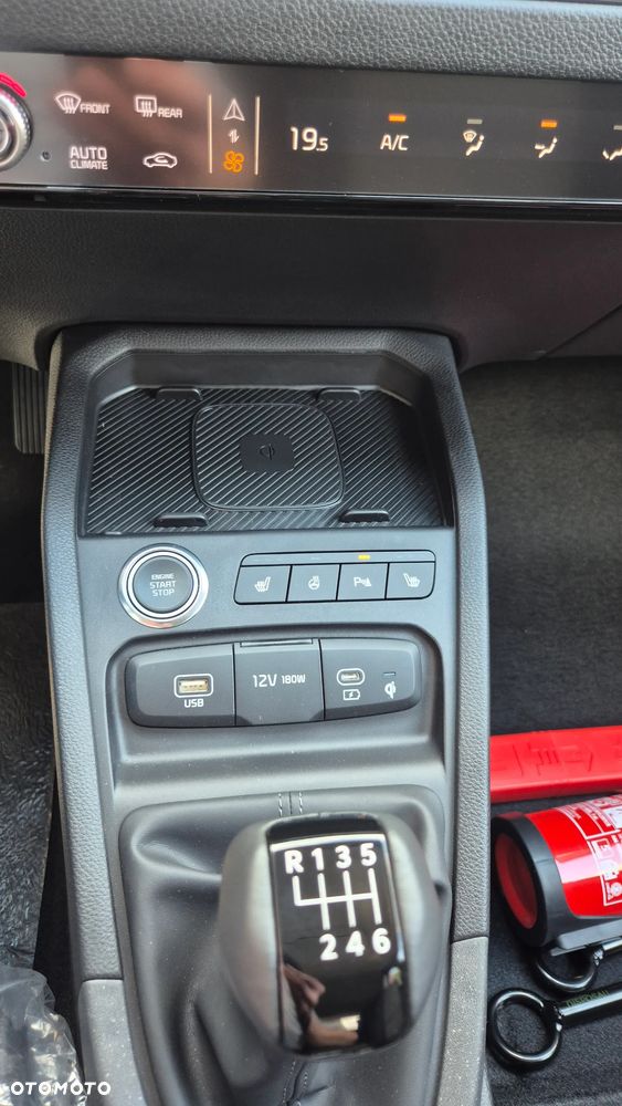 Kia Stonic 1.0 T-GDI L Business Line - 16