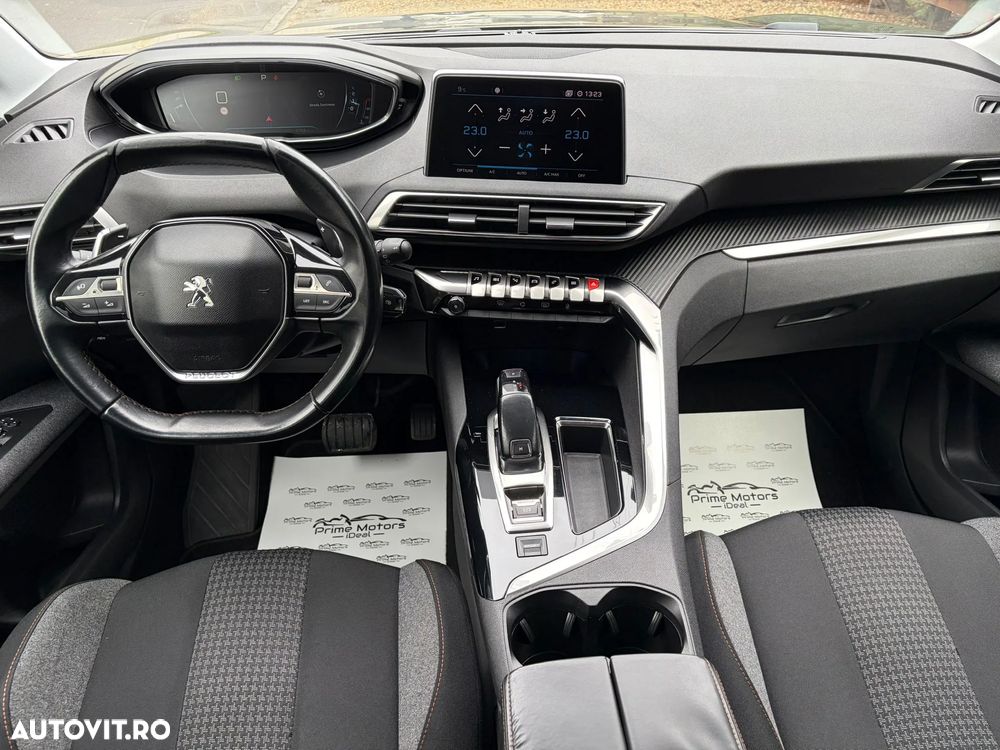 Peugeot 3008 1.6 BlueHDI S&S EAT6 Active - 6