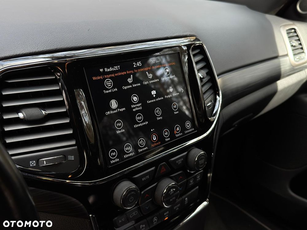 Jeep Grand Cherokee - 14