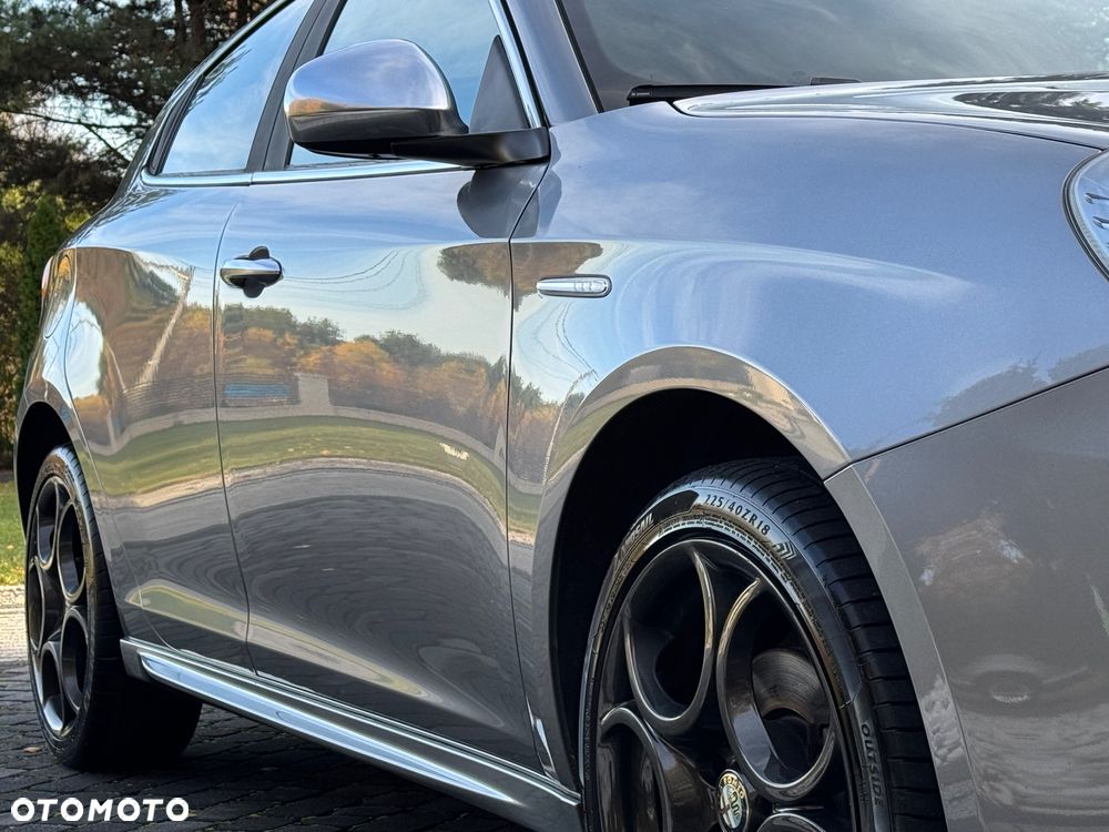 Alfa Romeo Giulietta ver-1-4-tb-sport - 13