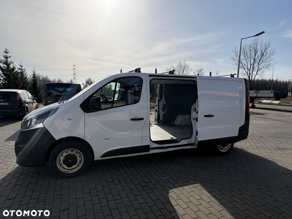 Opel VIVARO 100TYŚ KM ORYG..  120KM JAK NOWY OKAZJA - 9