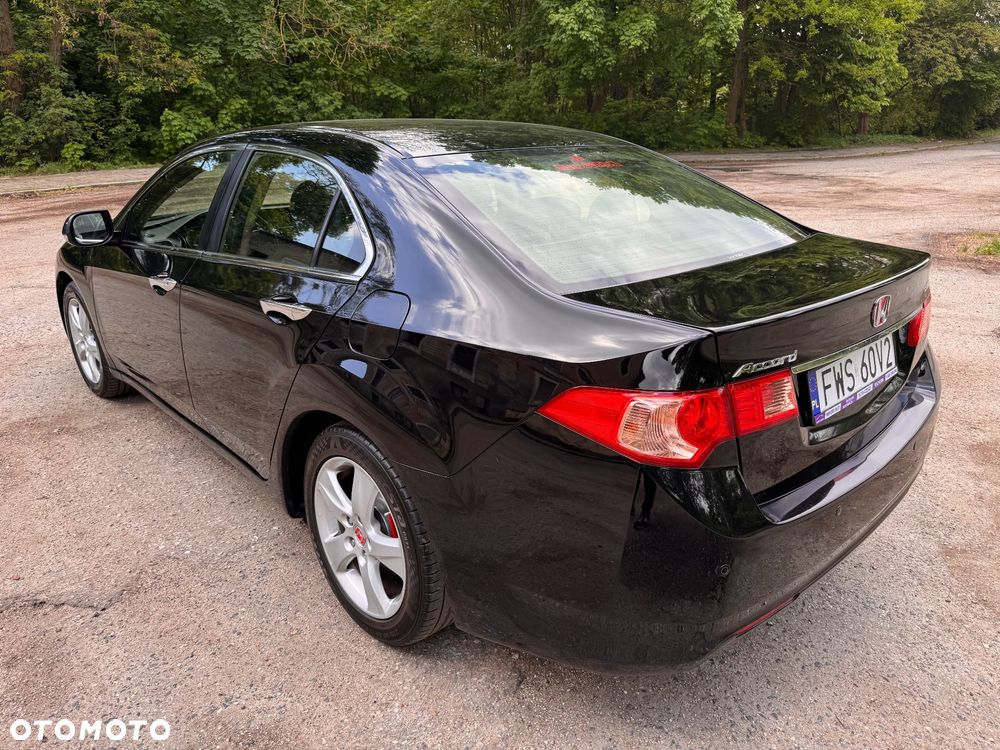 Honda Accord 2.0 Elegance 50 Jahre Edition - 26