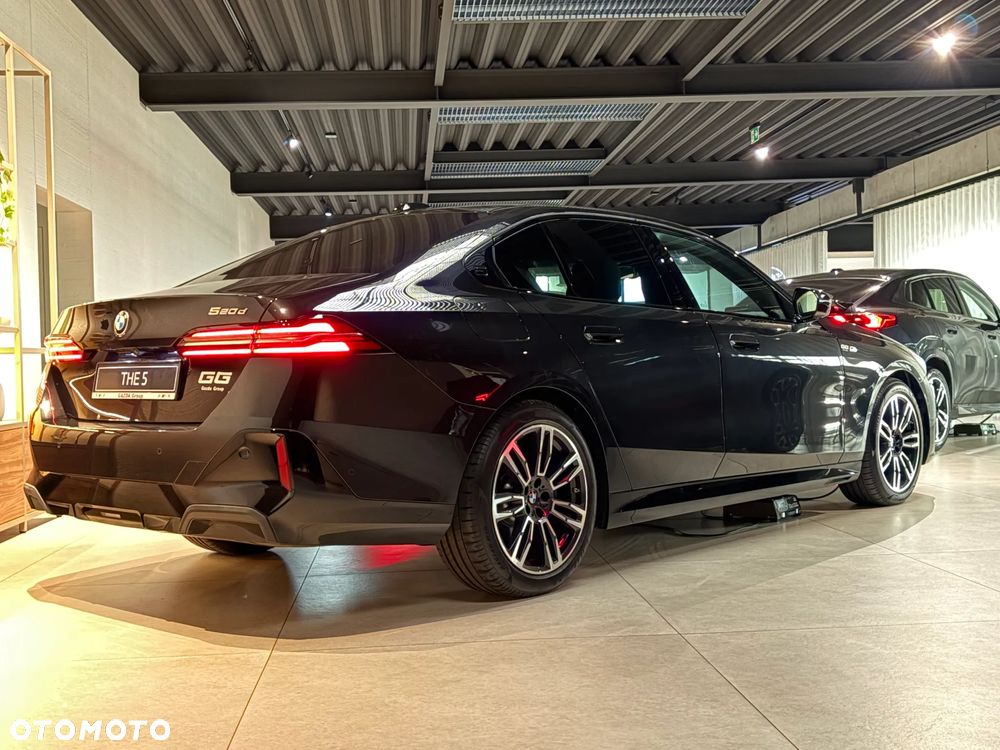 BMW Seria 5 520d mHEV M Sport - 4