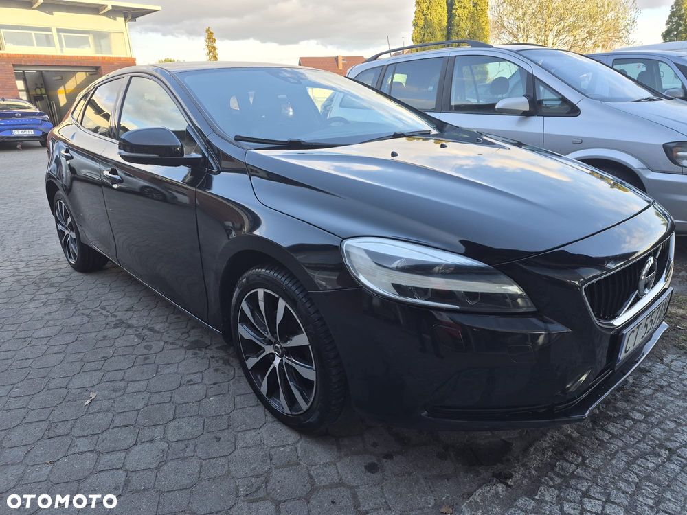 Volvo V40 D2 - 9