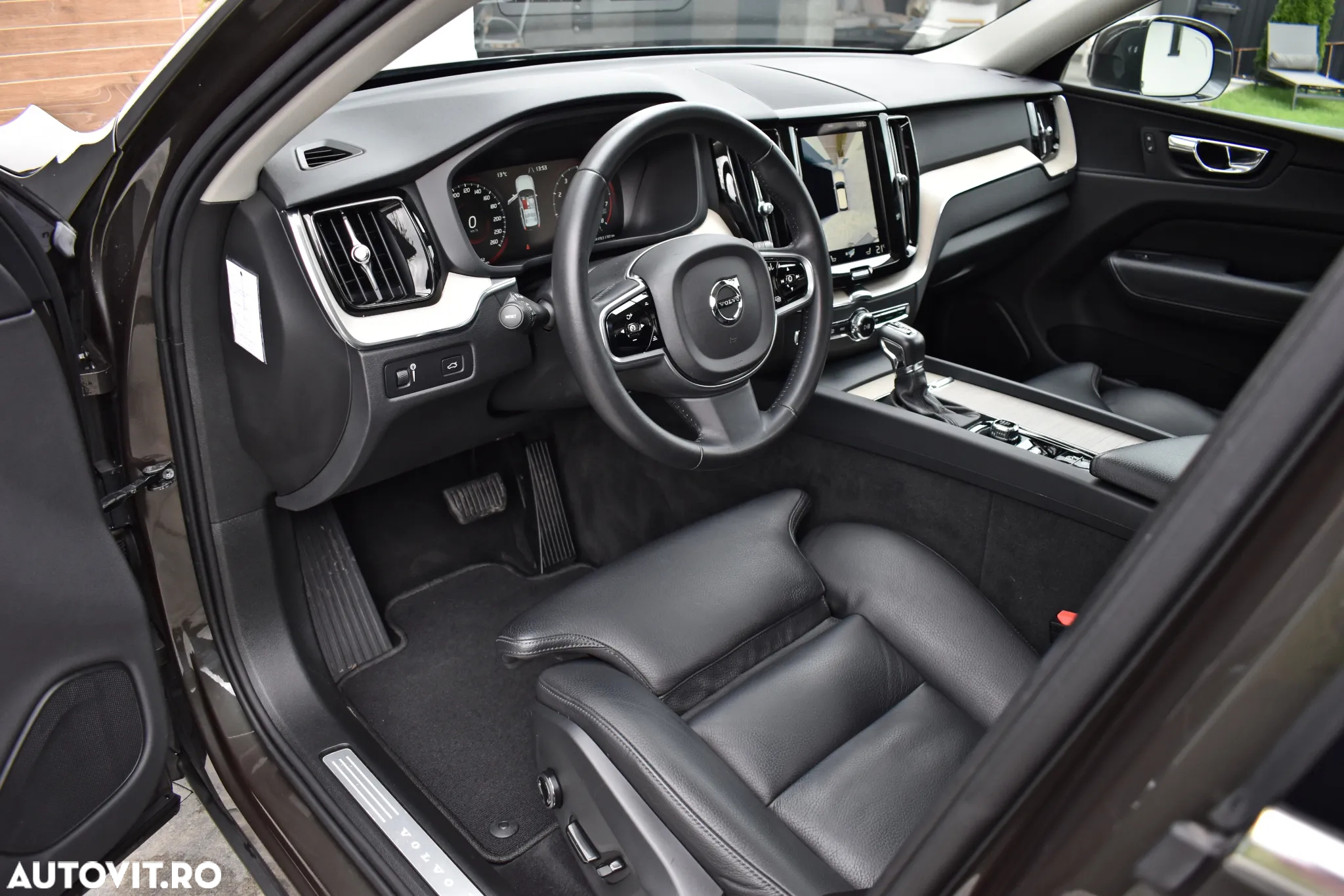 Volvo XC 60 T5 AWD Inscription - 12