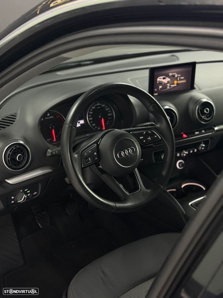 Audi A3 Sportback 1.6 TDI S-line - 14