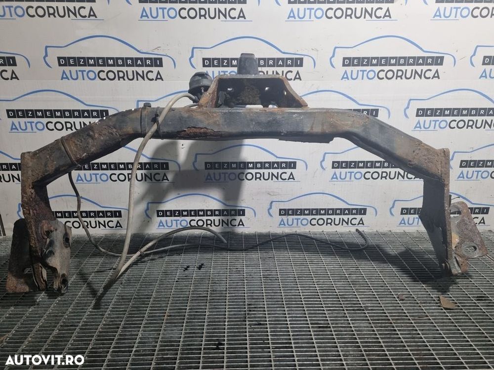 Carlig remorcare Kia Sorento II Facelift 2012 - 2014 SUV 4 Usi (1176) - 2