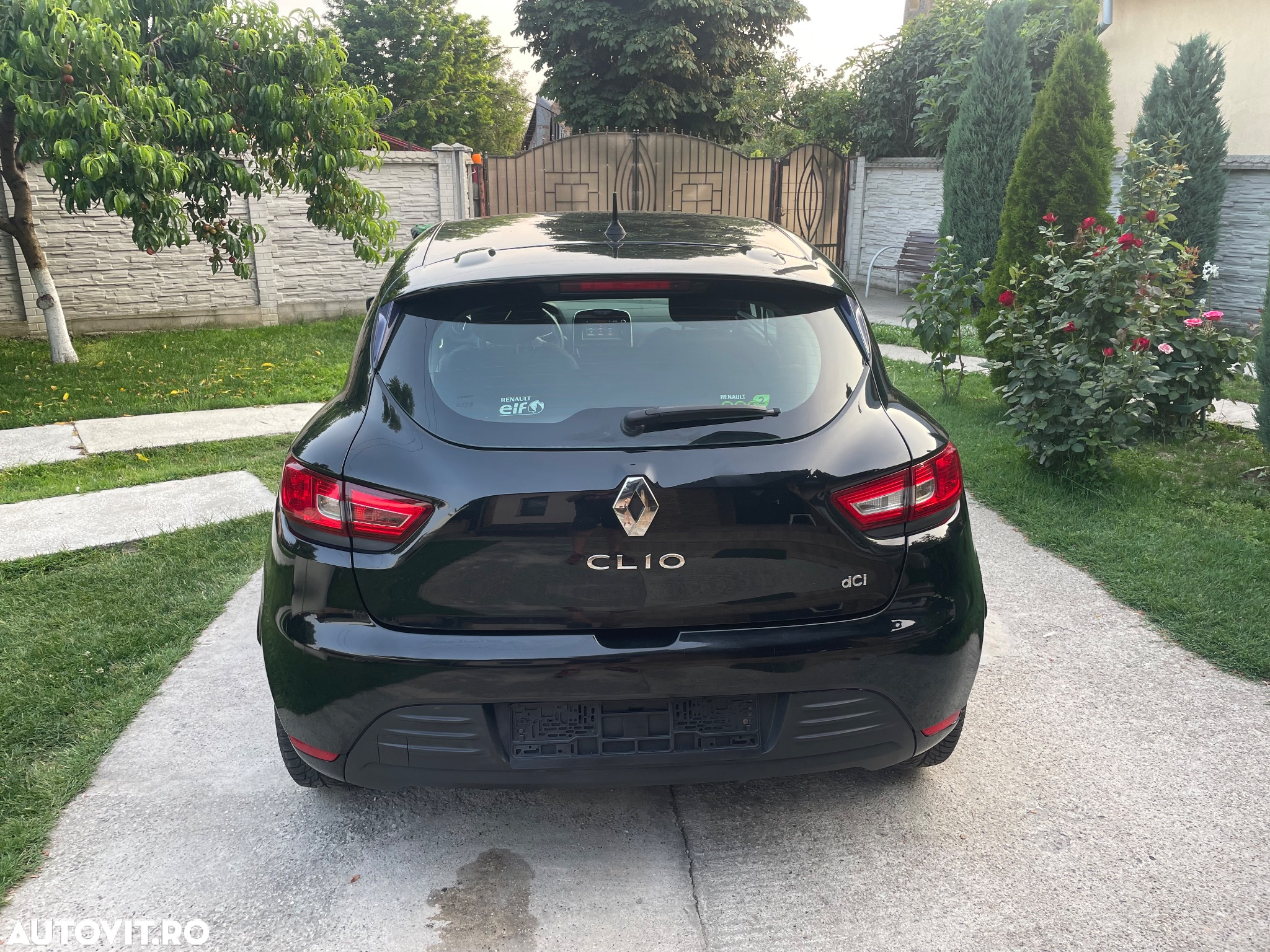 Renault Clio - 11