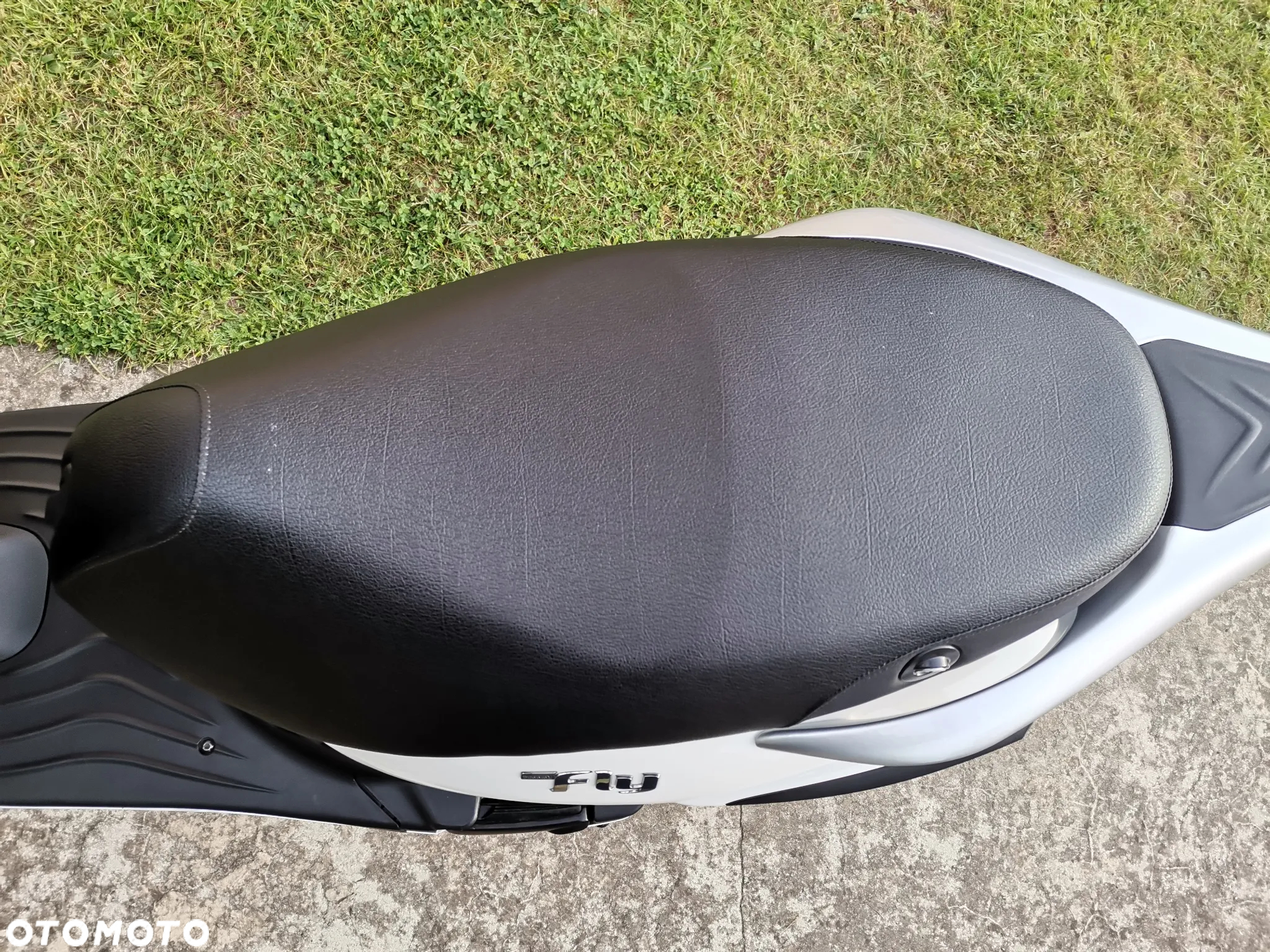 Piaggio FLY - 9
