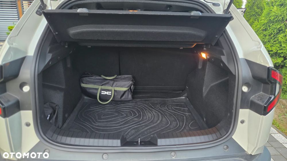 Dacia Duster 1.6 Full Hybrid 140 Extreme MMT - 17