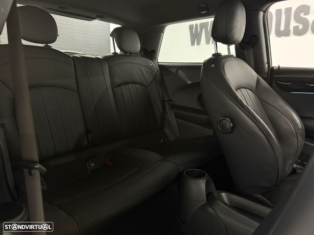 MINI 3 Portas Cooper SE Resolute Edition - 8