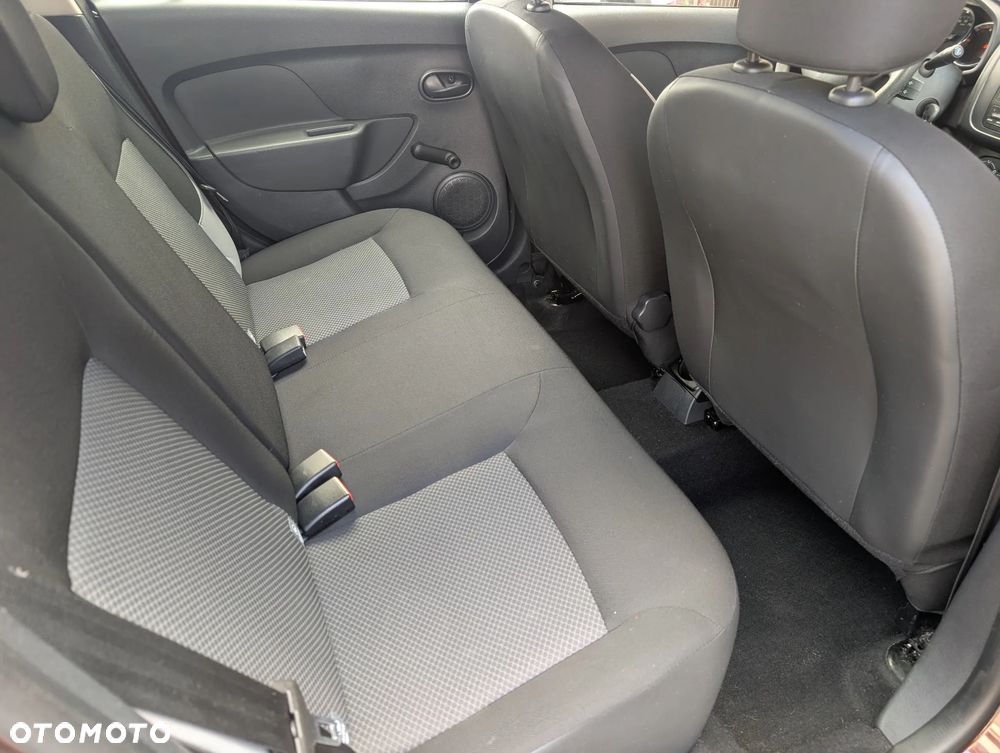 Dacia Logan 1.2 16V Open - 23
