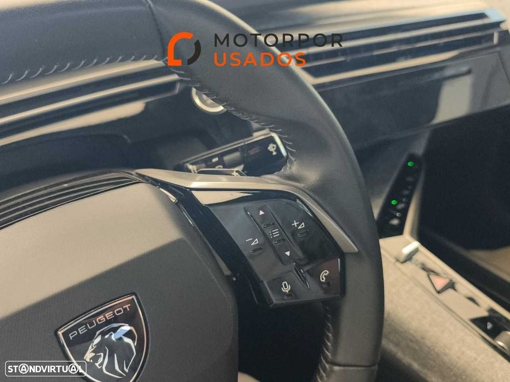 Peugeot 3008 1.2 Hybrid Allure e-DCS6 - 17