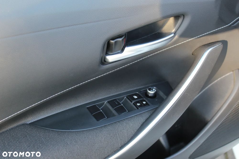 Toyota Corolla 1.8 Black&White - 9