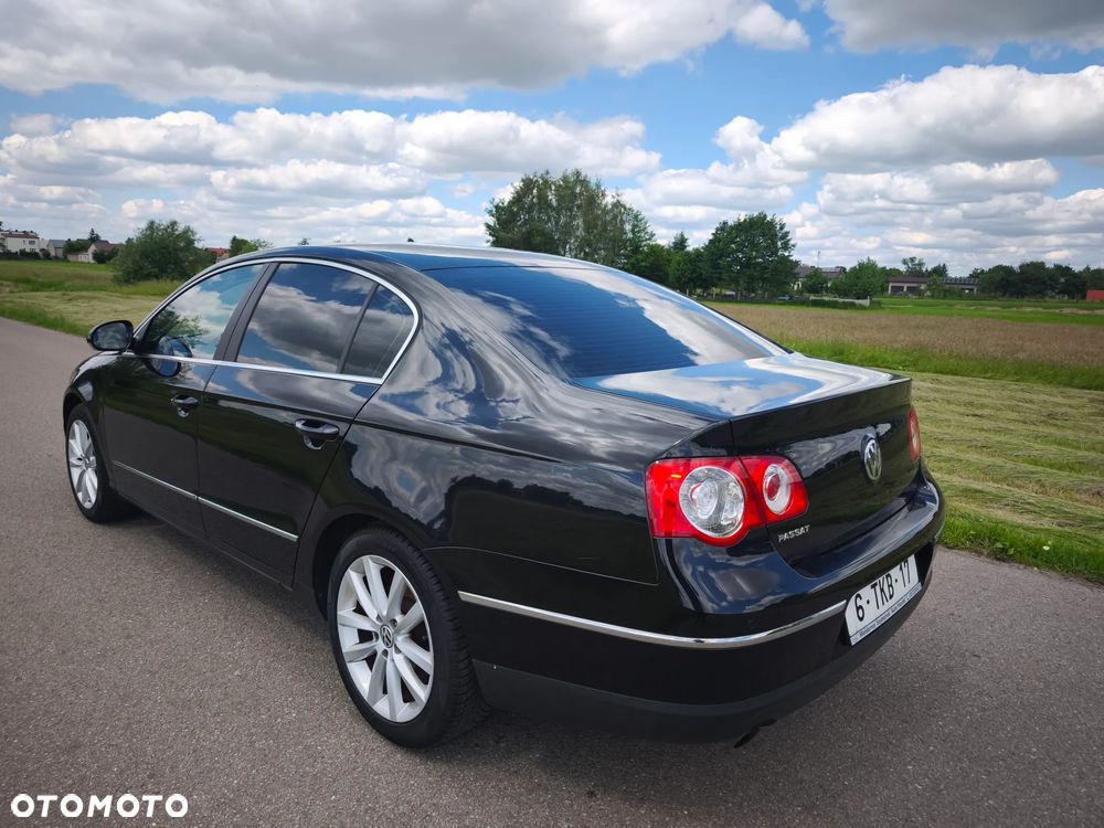 Volkswagen Passat 1.6 Trendline - 12