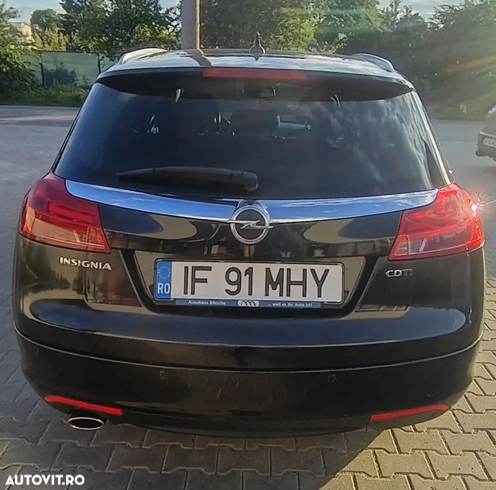 Opel Insignia 2.0 CDTI - 10