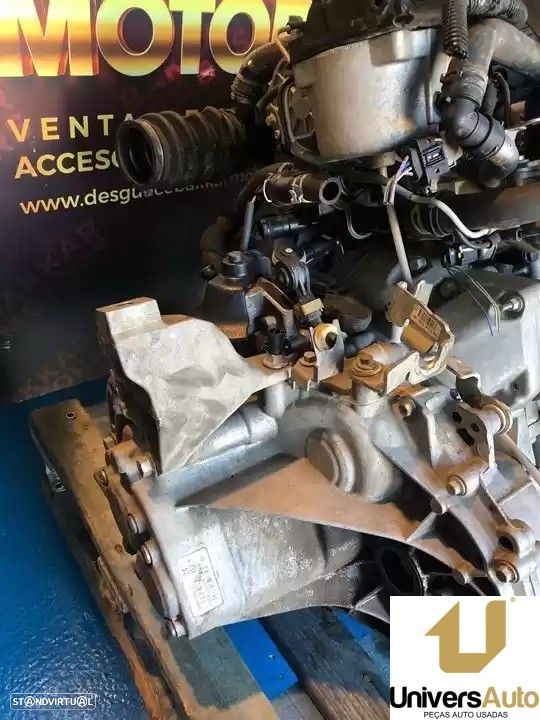 CAIXA VELOCIDADES FORD FOCUS III 2014 -AV6R7002GJ - 2