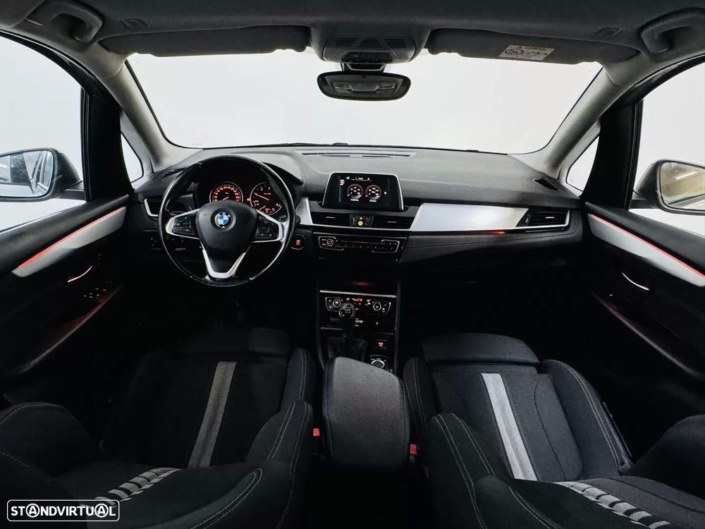 BMW 216 Active Tourer d Line Sport - 29
