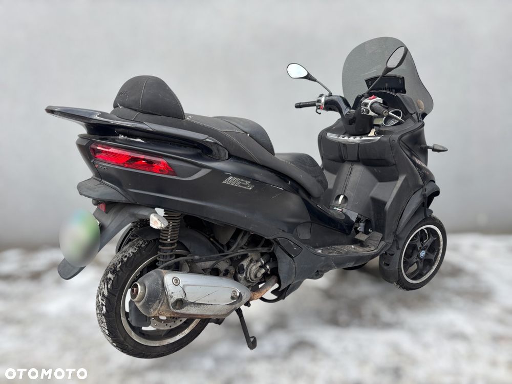 Piaggio MP-3 - 10