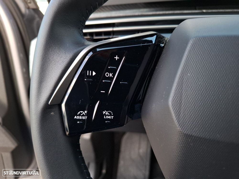 Peugeot 5008 1.2 Hybrid Allure e-DCS6 - 15