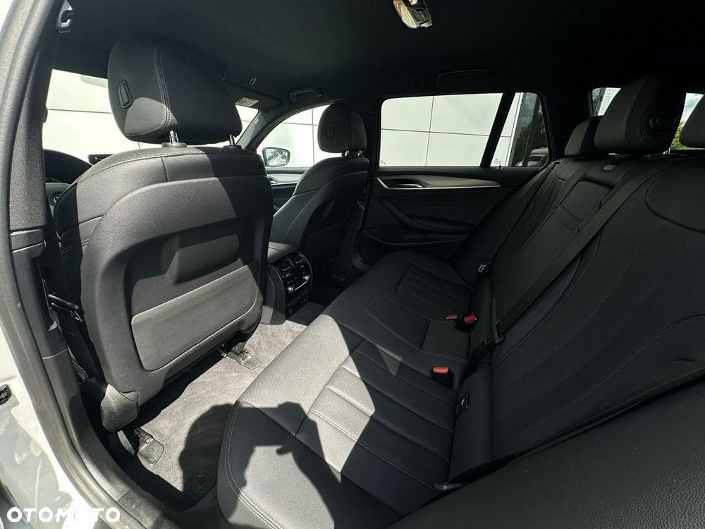 BMW Seria 5 520d xDrive mHEV M Sport sport - 14